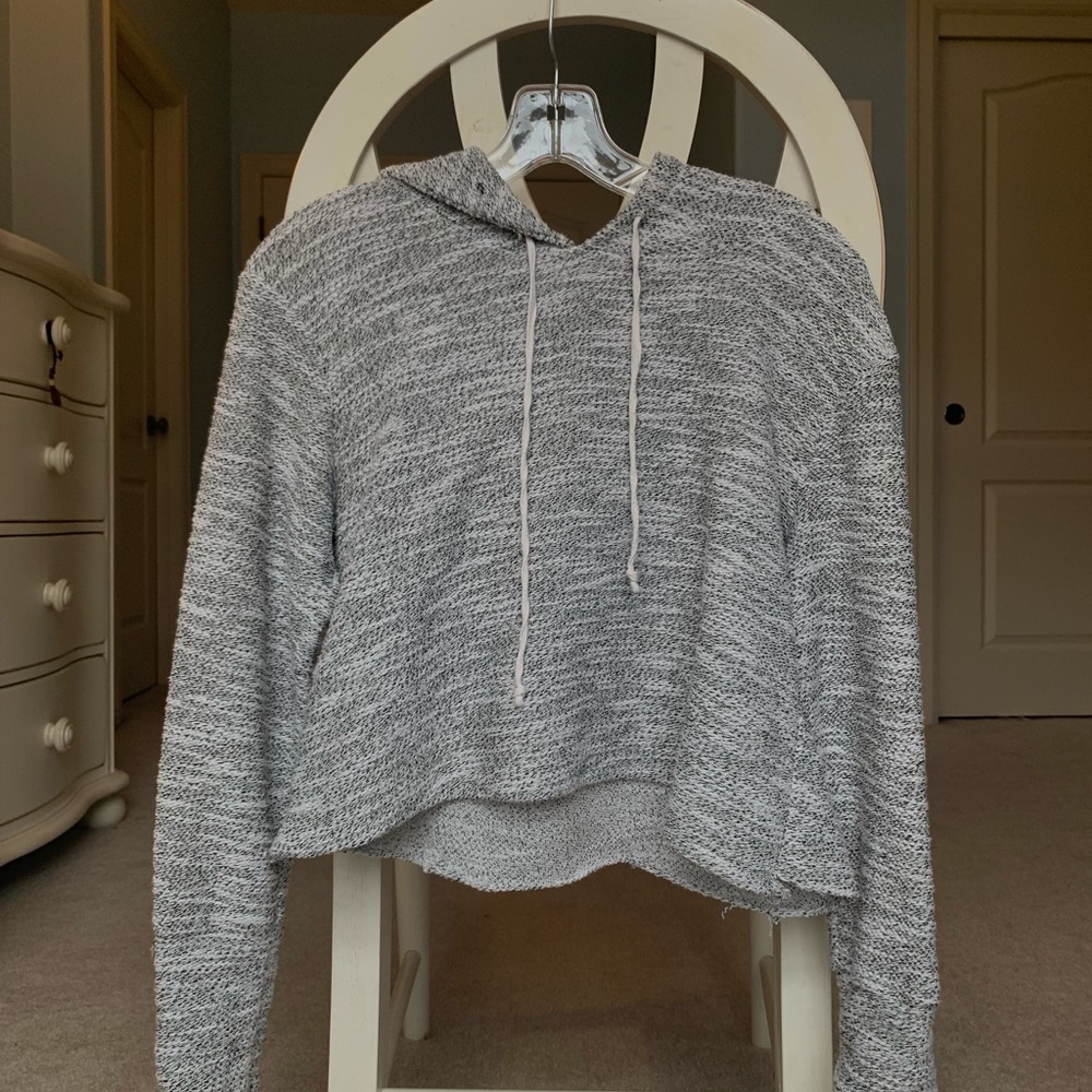 Brandy Melville sweatshirt